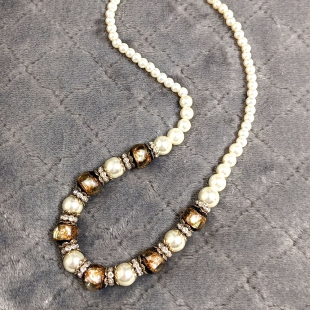 Vintage 90's Faux Pearl/Glass Beads & Rondal Rhinestone Bead Necklace - Picture 3 of 13